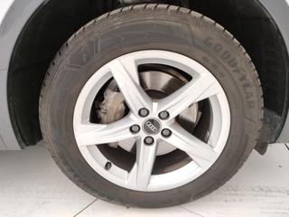 AUDI Q5 usata, con Sensori di parcheggio posteriori