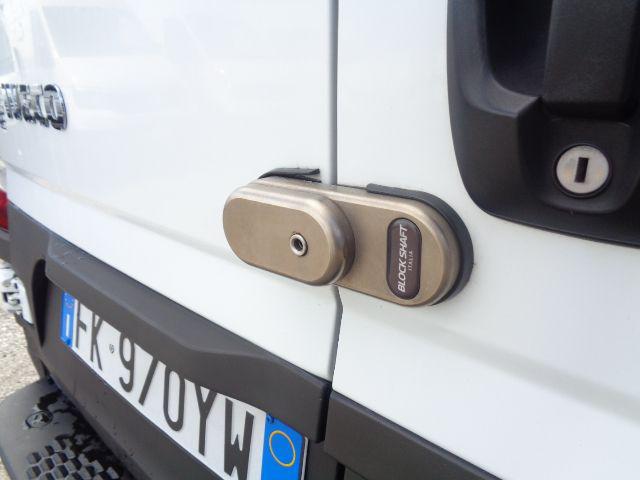 IVECO Daily usata 8