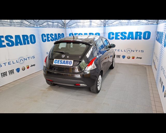 LANCIA Ypsilon usata, con Controllo automatico clima