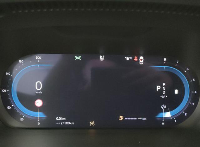 VOLVO XC40 usata, con Regolazione elettrica sedili