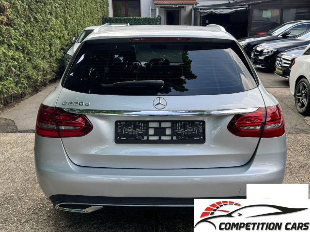 MERCEDES-BENZ C 220 usata, con Cerchi in lega