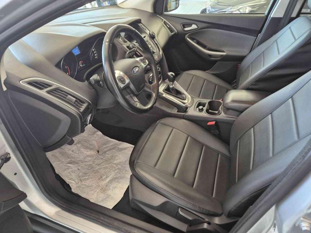 FORD Focus usata, con Specchietti laterali elettrici