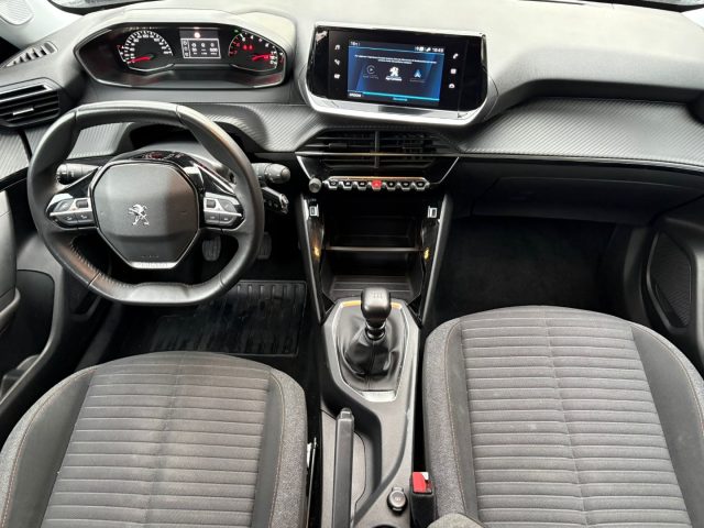 PEUGEOT 2008 usata, con Boardcomputer