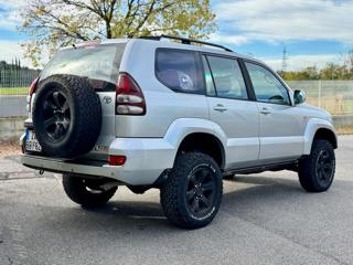 TOYOTA Land Cruiser usata, con Autoradio