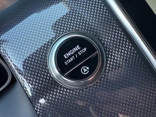 MERCEDES-BENZ GLC 220 usata, con Sensori di parcheggio anteriori