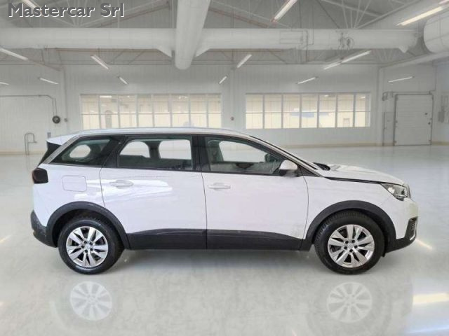 PEUGEOT 5008 usata, con Cruise Control