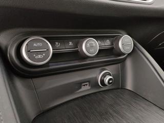ALFA ROMEO Stelvio usata, con Fari Xenon