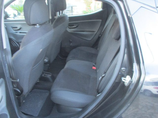 LANCIA Ypsilon usata, con Chiusura centralizzata