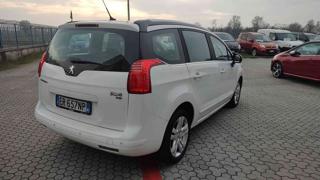 PEUGEOT 5008 usata, con Alzacristalli elettrici