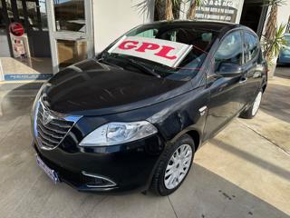LANCIA Ypsilon usata, con Airbag