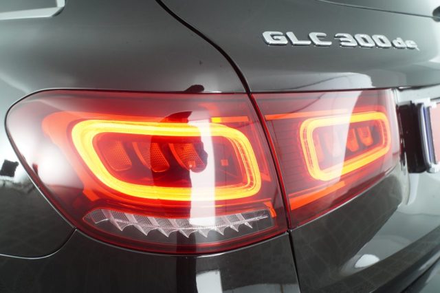 MERCEDES-BENZ GLC 300 usata 9