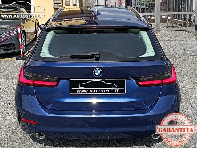 BMW 320 usata, con Sensori di parcheggio posteriori