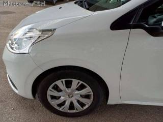 PEUGEOT 208 usata 12