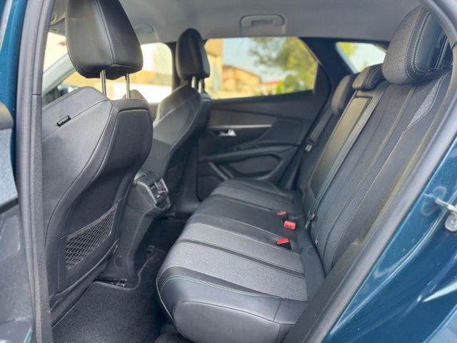 PEUGEOT 3008 usata, con Volante in pelle