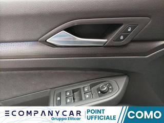 VOLKSWAGEN Golf usata, con Touch screen