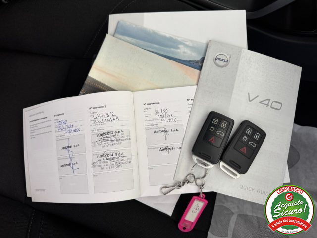 VOLVO V40 usata, con Volante multifunzione