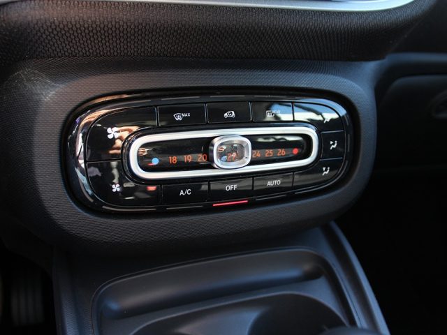 SMART ForTwo usata, con Volante multifunzione