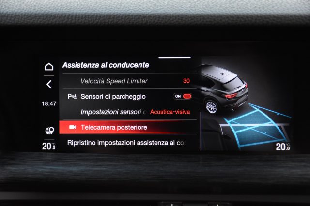 ALFA ROMEO Stelvio usata, con Sedile posteriore sdoppiato