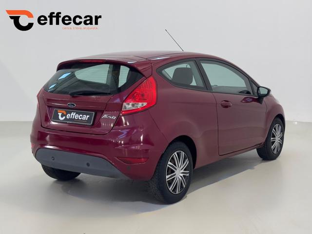 FORD Fiesta usata, con Autoradio