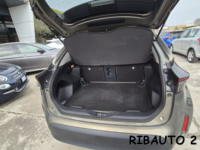 TOYOTA Yaris Cross usata, con MP3