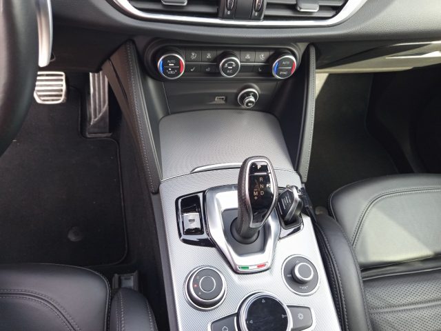 ALFA ROMEO Stelvio usata, con Regolazione elettrica sedili