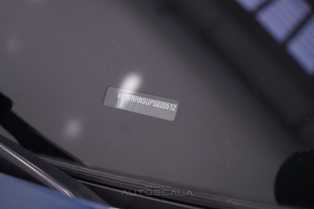 PEUGEOT 5008 usata, con Android Auto