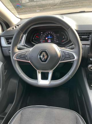 RENAULT Captur usata, con Sistema di navigazione