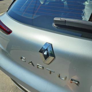 RENAULT Captur usata, con Autoradio