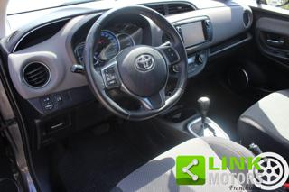 TOYOTA Yaris usata, con Luci diurne LED