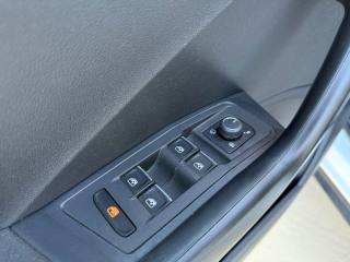 VOLKSWAGEN T-Roc usata, con Servosterzo