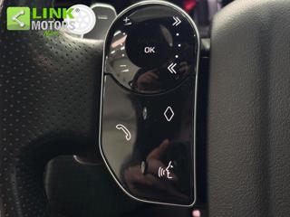LAND ROVER Range Rover Velar usata, con USB