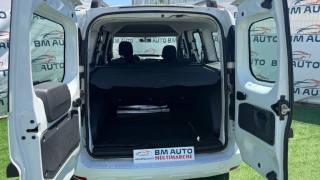DACIA Dokker usata, con Specchietti laterali elettrici