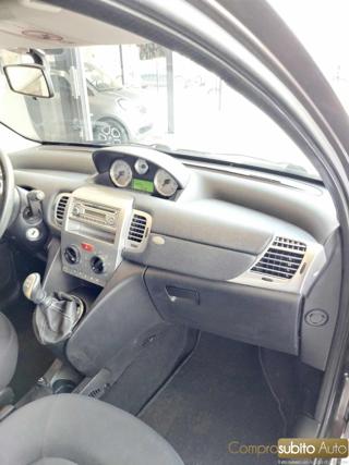 LANCIA Ypsilon usata 13