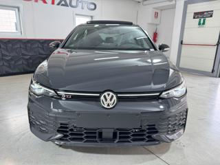 VOLKSWAGEN Golf usata, con Airbag