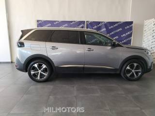 PEUGEOT 5008 usata, con Airbag laterali