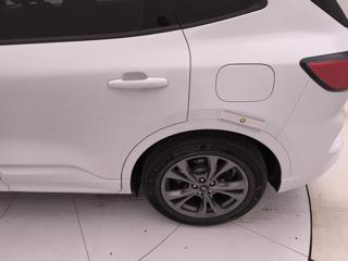 FORD Kuga usata, con Sensori di parcheggio posteriori