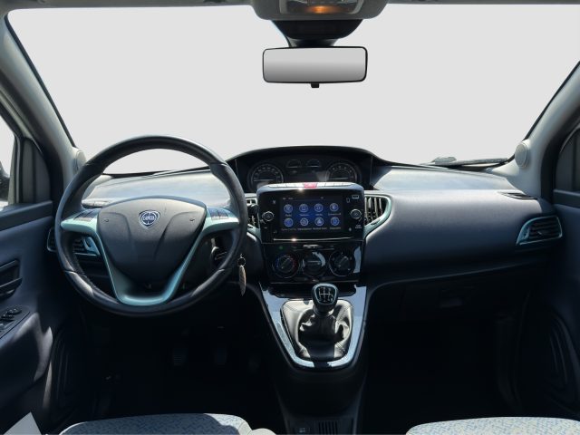 LANCIA Ypsilon usata 12