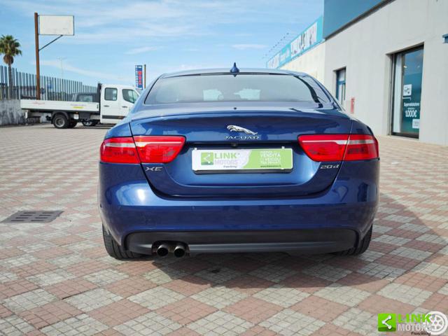 JAGUAR XE usata, con Alzacristalli elettrici