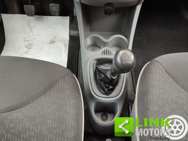 PEUGEOT 107 usata 19