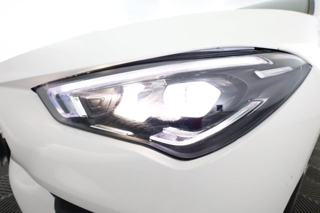 MERCEDES-BENZ CLA usata 7