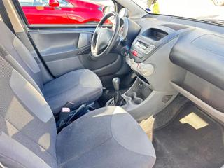 PEUGEOT 107 usata, con Servosterzo