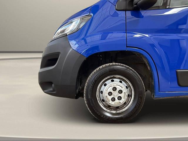PEUGEOT Boxer usata, con Luce d
