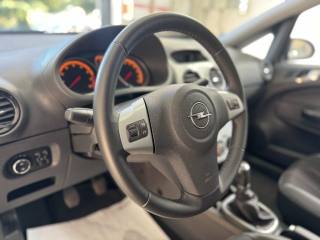 OPEL Corsa usata, con Servosterzo