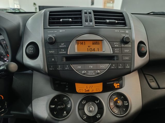 TOYOTA RAV 4 MY23 usata, con Bracciolo