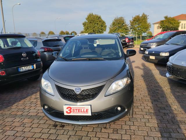 LANCIA Ypsilon usata, con ABS