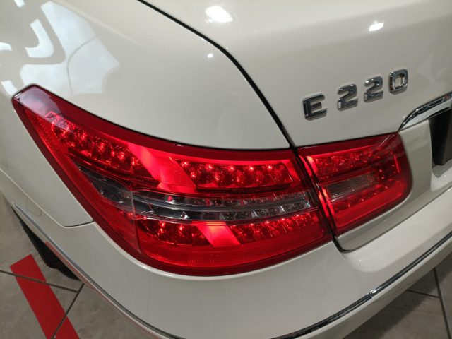 MERCEDES-BENZ E 220 usata, con Servosterzo