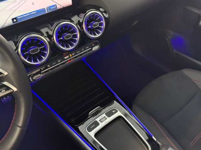 MERCEDES-BENZ GLA 200 usata, con Controllo elettronico della corsia