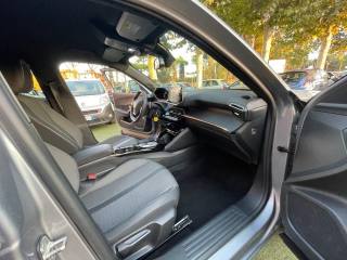 PEUGEOT 2008 usata, con Chiusura centralizzata