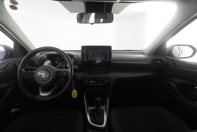 TOYOTA Yaris usata 3