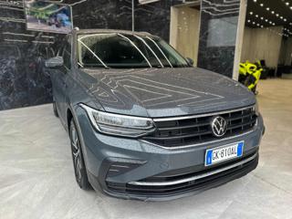 VOLKSWAGEN Tiguan usata, con Airbag
